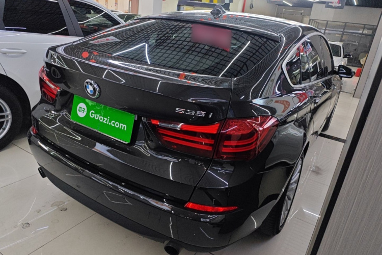 宝马5系GT 2014款 535i 领先型车身外观7