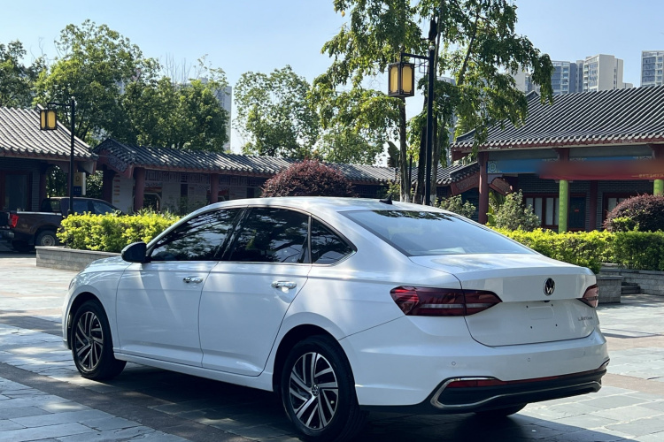 大众 朗逸 2023款 1.5L 自动五百万版车身外观6006