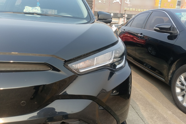 丰田 锋兰达 2023款 2.0L CVT精英版局部细节36