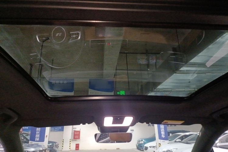 理想汽车 理想ONE 2021款 增程6座版中控内饰22