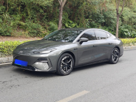 吉利银河 银河E8 2024款 550km 后驱龙腾版