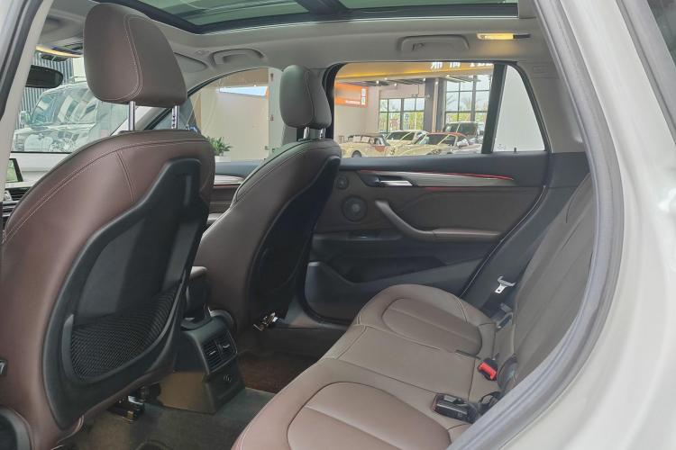 宝马X1 2018款 xDrive20Li 豪华型中控内饰7006