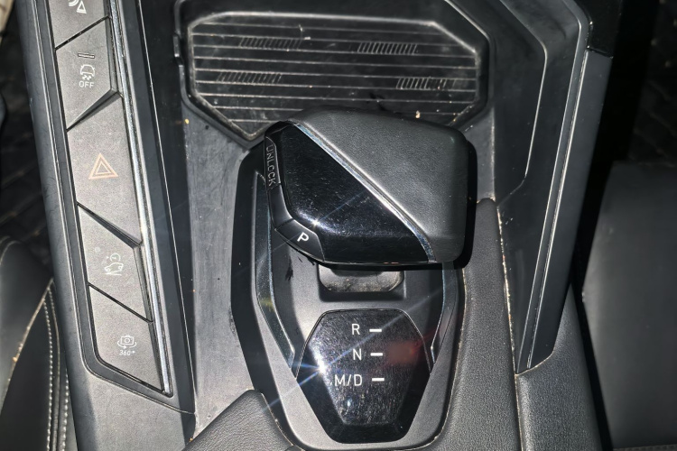 领克06 2020款 1.5T 劲Pro局部细节18