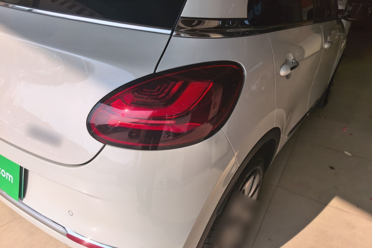 五菱汽车 五菱缤果 2025款 333km 悦享款车身外观9