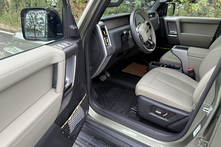 奇瑞iCAR V23 2025款 501四驱智驾版中控内饰7004