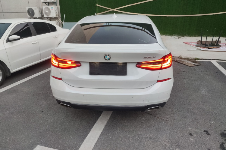 宝马6系GT 2021款 改款 630i 豪华设计套装车身外观6003