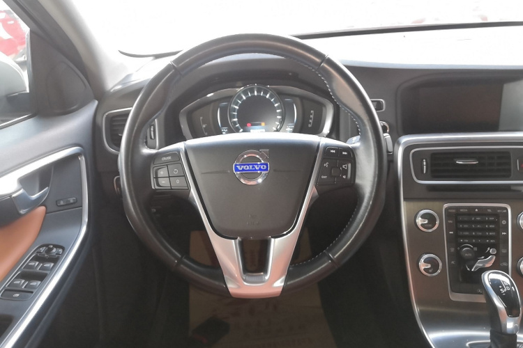 沃尔沃S60 2014款 S60L T5 智驭版局部细节13