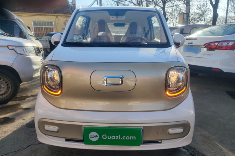 奔腾小马 2025款 222km 灵动马车身外观2