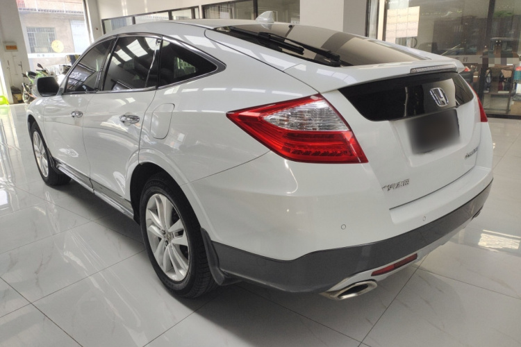 本田 歌诗图 2014款 2.4L 豪华版车身外观4