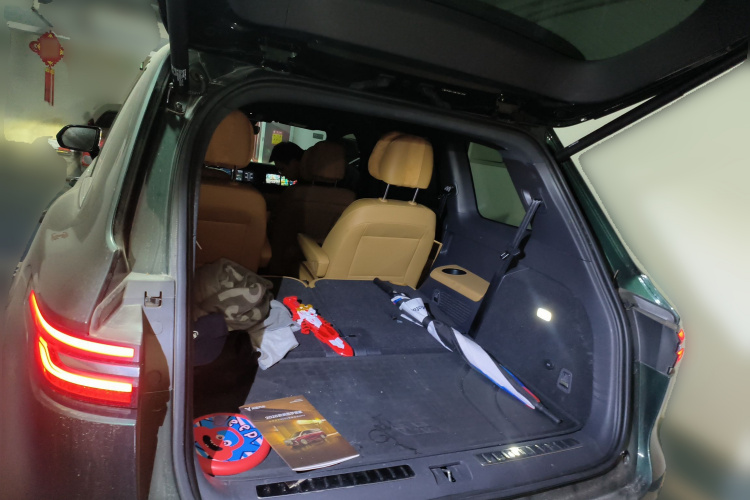 理想汽车 理想ONE 2021款 增程6座版中控内饰23