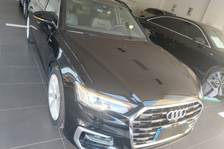 奥迪A6L 2024款 45 TFSI 臻选动感型车身外观6001