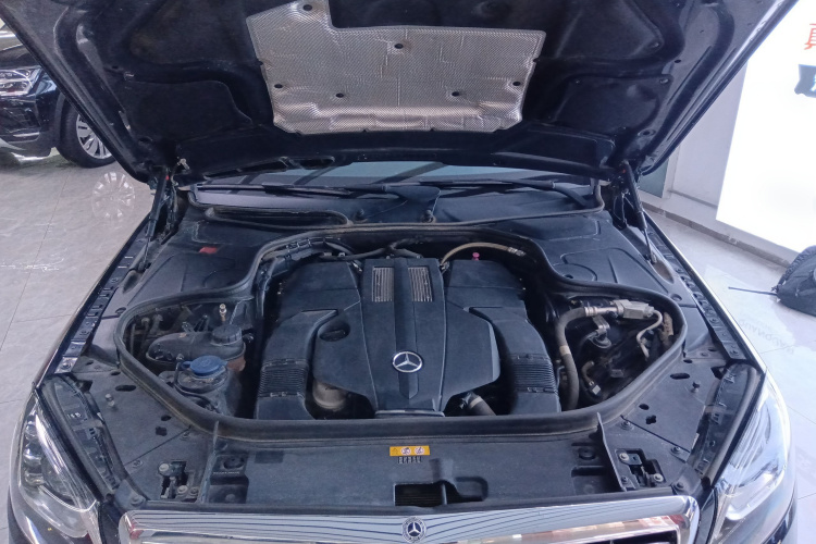 奔驰S级 2018款 S 450 L 4MATIC 卓越特别版局部细节24