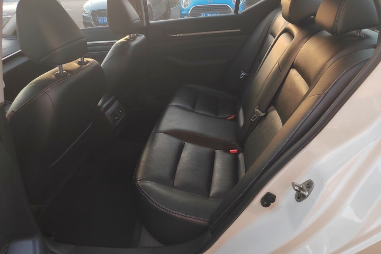 日产 天籁 2019款 2.0T XL 智领版中控内饰21