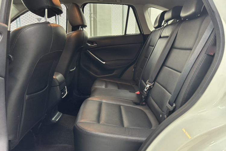 马自达CX-5 2015款 2.5L 自动四驱尊贵型中控内饰7006