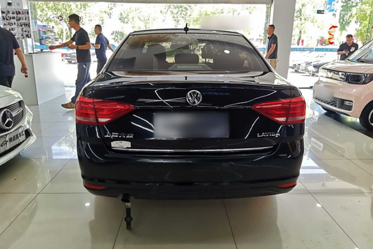 大众 朗逸 2015款 1.6L 自动舒适版车身外观6004