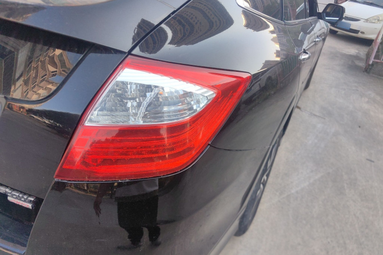 本田 歌诗图 2016款 2.4L 豪华版车身外观6001