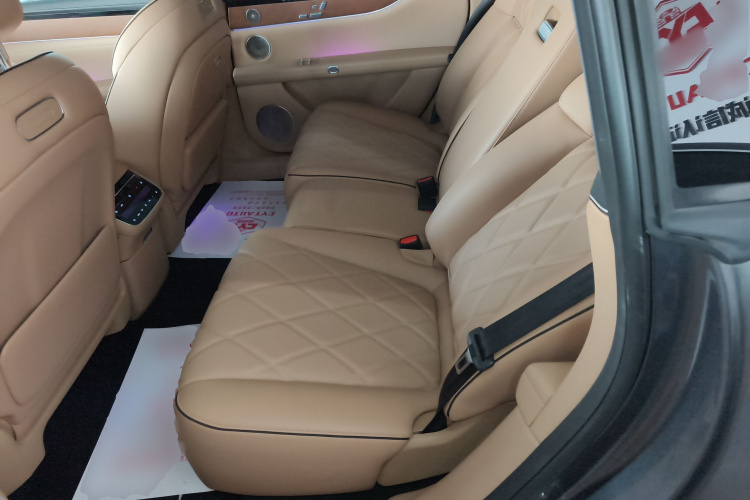 鸿蒙智行 享界S9 2024款 纯电 Ultra 四驱旗舰版中控内饰7004