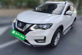 日产 奇骏 2017款 2.0L CVT舒适版 2WD