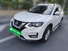 日产 奇骏 2017款 2.0L CVT舒适版 2WD