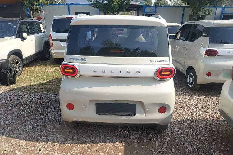 五菱汽车 宏光MINIEV 2024款 第三代 215km 进阶版车身外观6