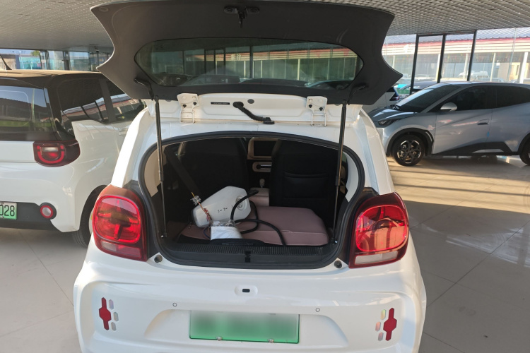 荣威 科莱威CLEVER 2022款 311km元气啵啵版机舱底盘23