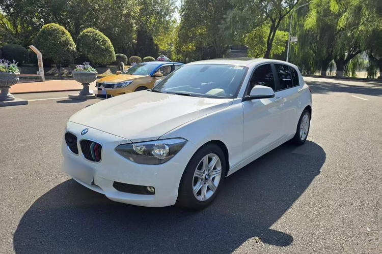 宝马1系(进口) 2013款 改款 116i 领先型车身外观1