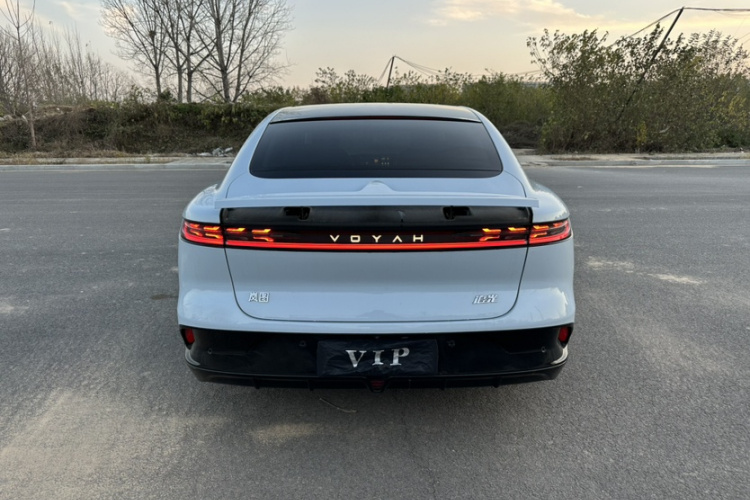 岚图汽车 岚图追光 2023款 四驱标准版车身外观6001