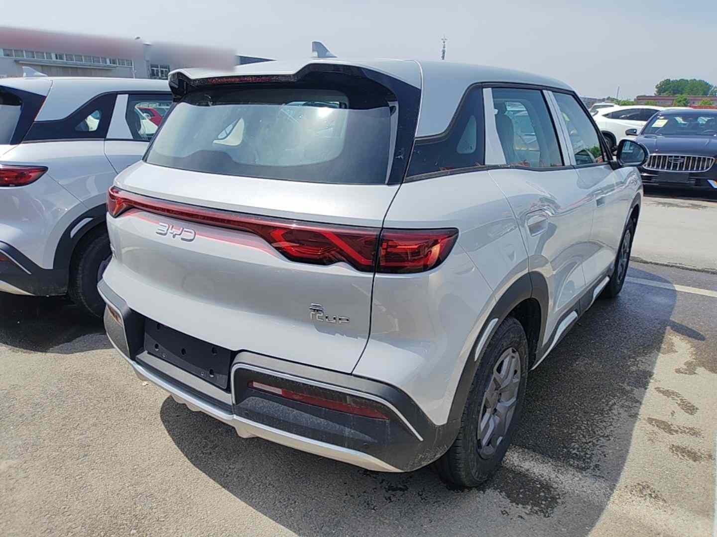 比亚迪 元UP 2025款 301KM 领航型(4)