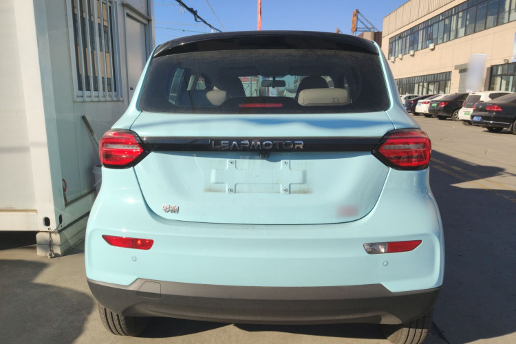 零跑汽车 零跑T03 2025款 403舒享版车身外观6