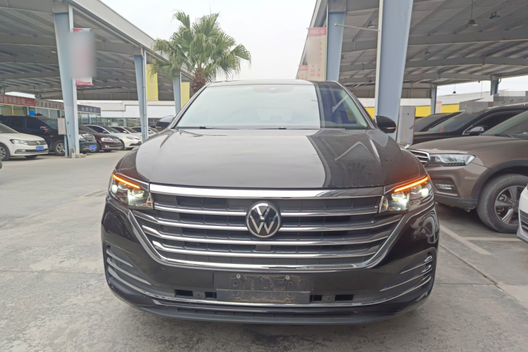 大众 威然 2022款 380TSI 尊贵版车身外观2