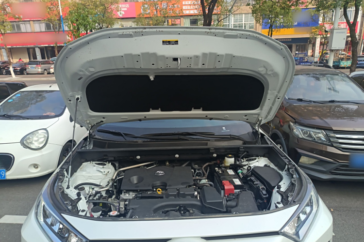 丰田 RAV4荣放 2024款 2.0L CVT两驱都市版机舱底盘24