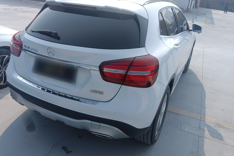 奔驰GLA 2018款 GLA 200 动感型车身外观6005