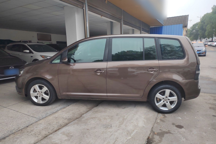 大众 途安 2013款 1.4T 手动风尚版5座车身外观6003