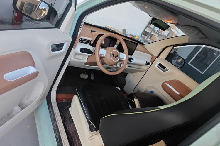 五菱汽车 宏光MINIEV 2024款 第三代 215km 青春版中控内饰20