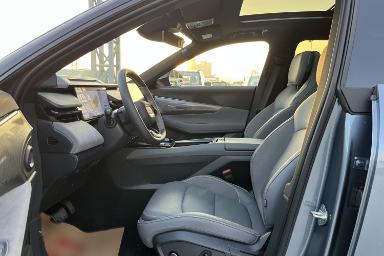 领克08 EM-P 2025款 245km 超长续航Halo中控内饰7007