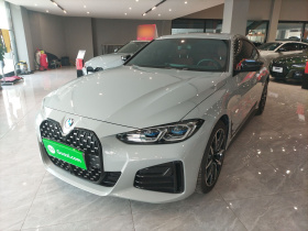 宝马4系 2023款 425i Gran Coupe M运动曜夜套装