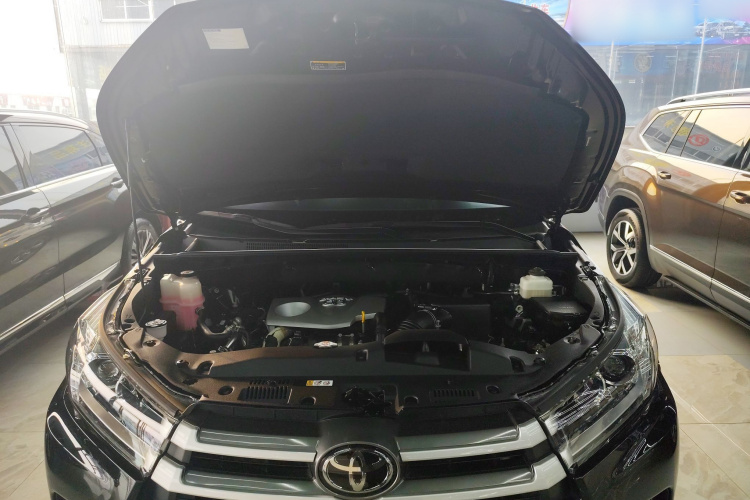 丰田 汉兰达 2018款 2.0T 四驱豪华版 7座 国VI机舱底盘24