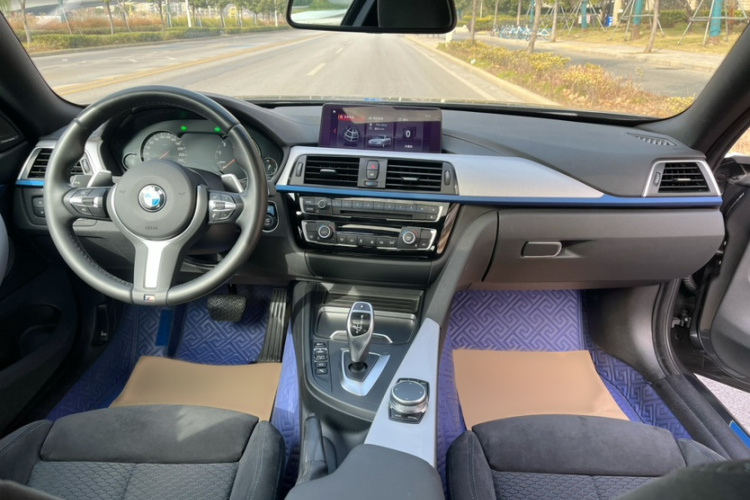 宝马4系 2019款 425i M运动套装中控内饰7005