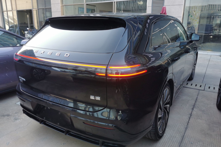 星途 星纪元 ET 2024款 纯电 655 Ultra车身外观7