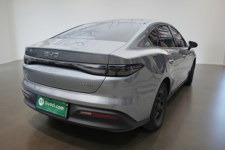 比亚迪 海豹05 DM-i 2025款 DM-i 智驾版 55KM豪华型车身外观7