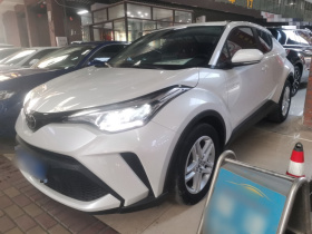 丰田C-HR 2021款 2.0L 舒适版