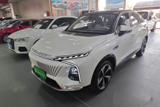 荣威 2022款 2.0T 虎鲸版