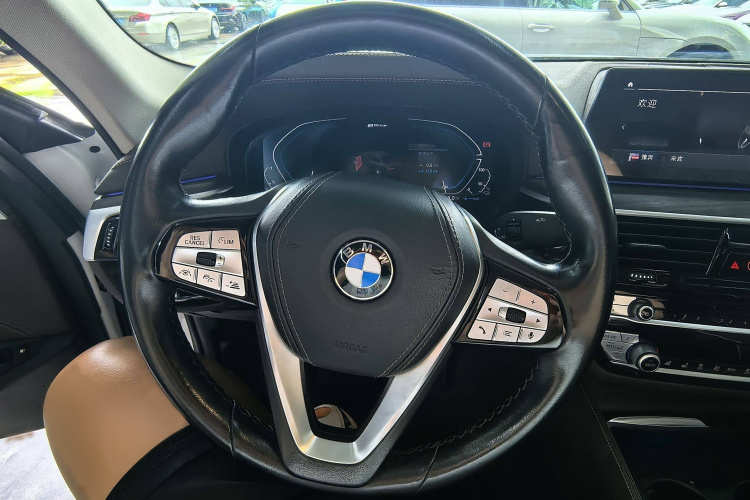 宝马5系新能源 2020款 530Le 先锋版中控内饰7002