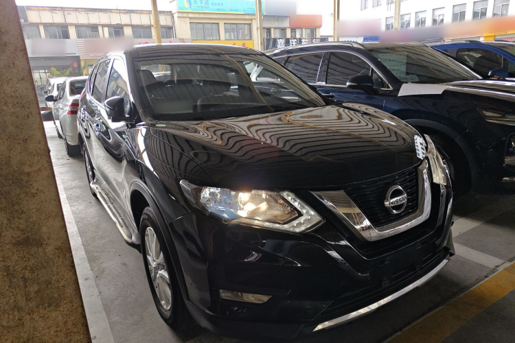 日产 奇骏 2019款 2.0L CVT智联舒适版 2WD车身外观3