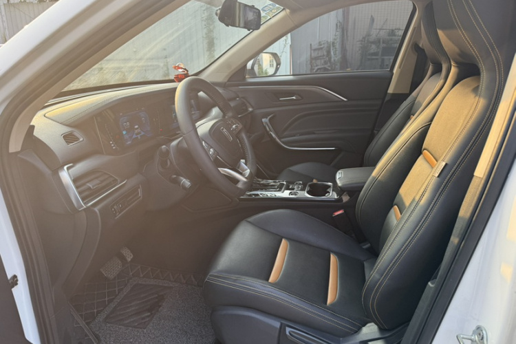 奔腾T77 2019款 230 TID 自动豪华型 国V车身外观6006