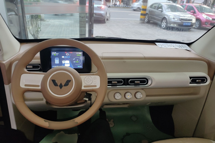 五菱汽车 宏光MINIEV 2024款 第三代 215km 进阶版中控内饰12