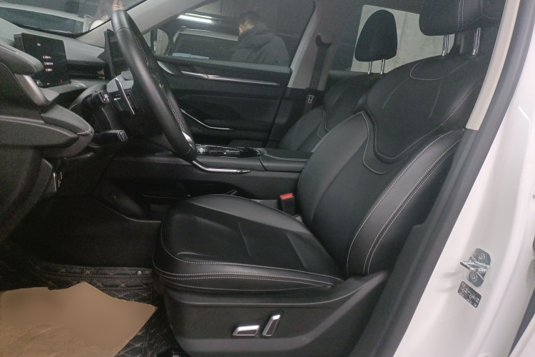 哈弗H6 2024款 1.5T 两驱经典版中控内饰19