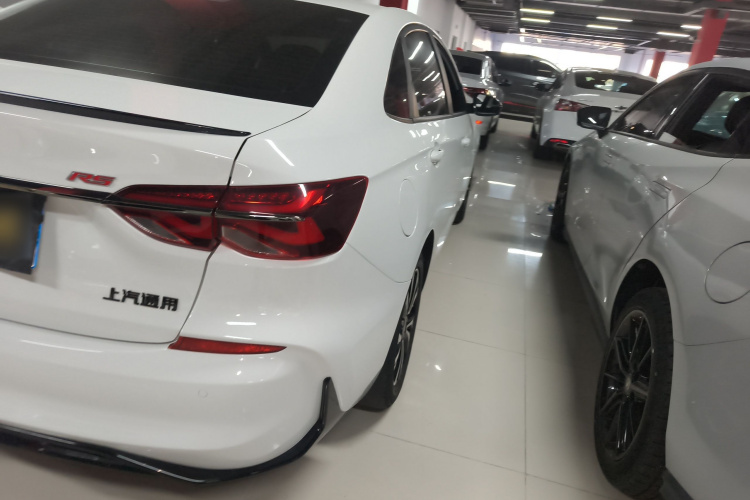 雪佛兰 科鲁泽 2022款 轻混 RS 330T 自动畅快版车身外观6006