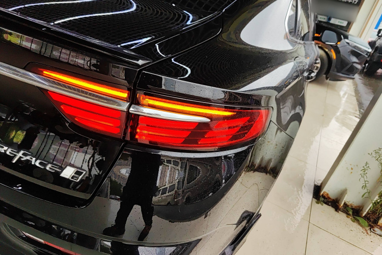 吉利汽车 星瑞 2023款 1.5TD 昆仑版车身外观6006