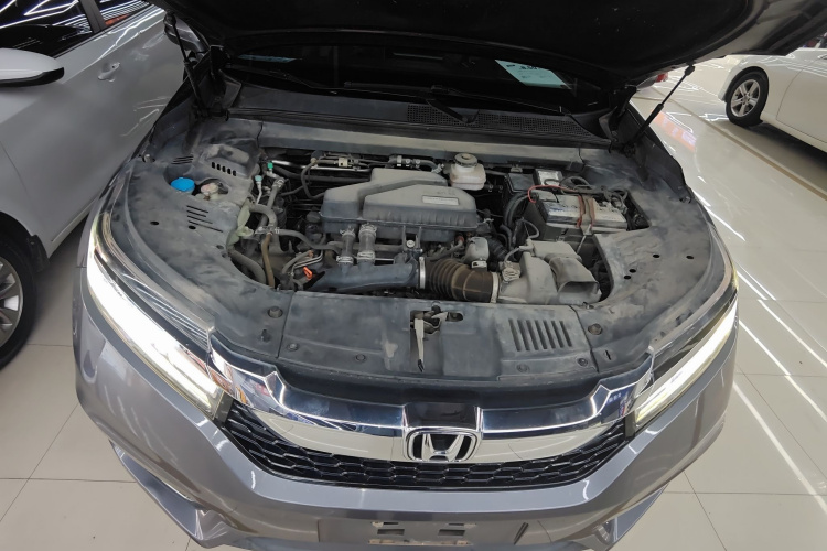 本田 冠道 2017款 240TURBO 两驱尊享版机舱底盘24